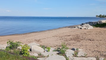 On the beach, beach towels