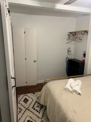 1 bedroom, iron/ironing board, free WiFi, bed sheets