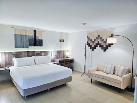 Standard Room, 1 King Bed, Non Smoking, Pool View | In-room safe, desk, blackout drapes, iron/ironing board. Aruba Boutique & Art Hotel, Adults Only