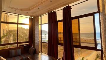 1 bedroom, Egyptian cotton sheets, premium bedding, free WiFi