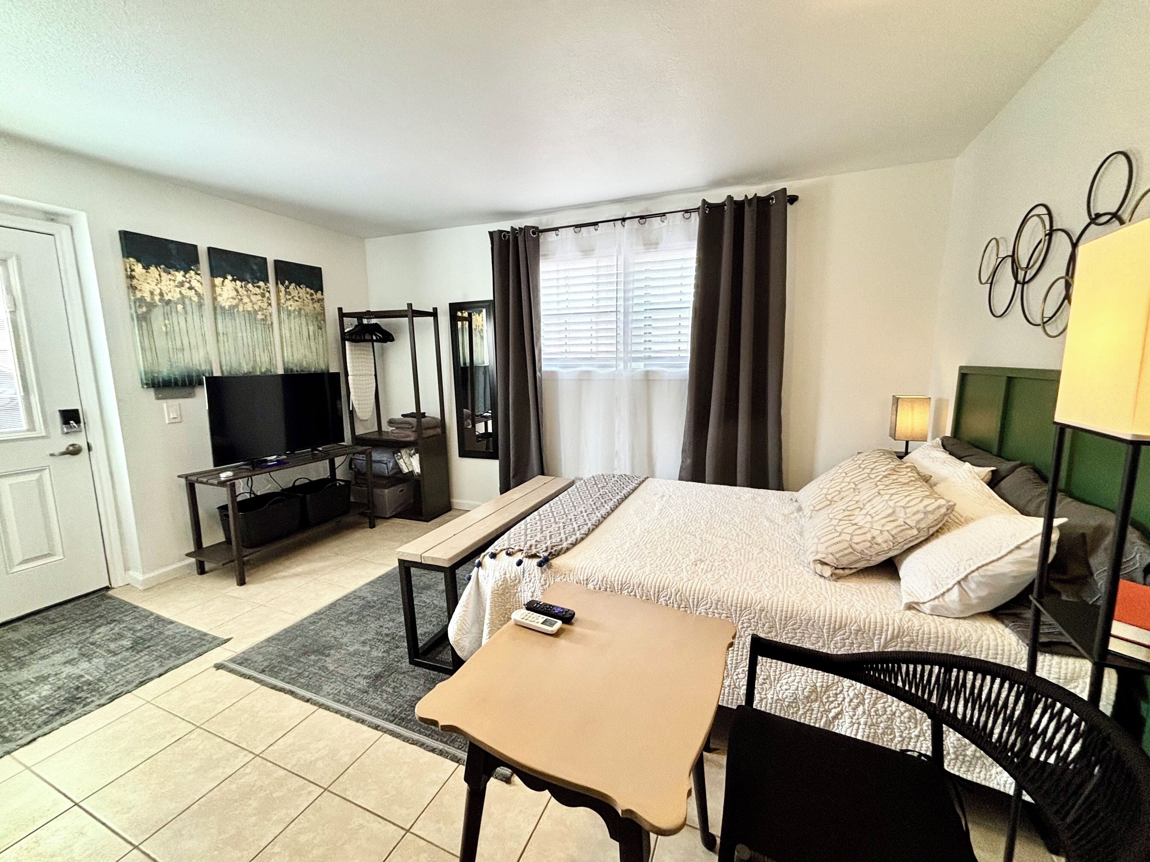 1 bedroom, iron/ironing board, WiFi, bed sheets