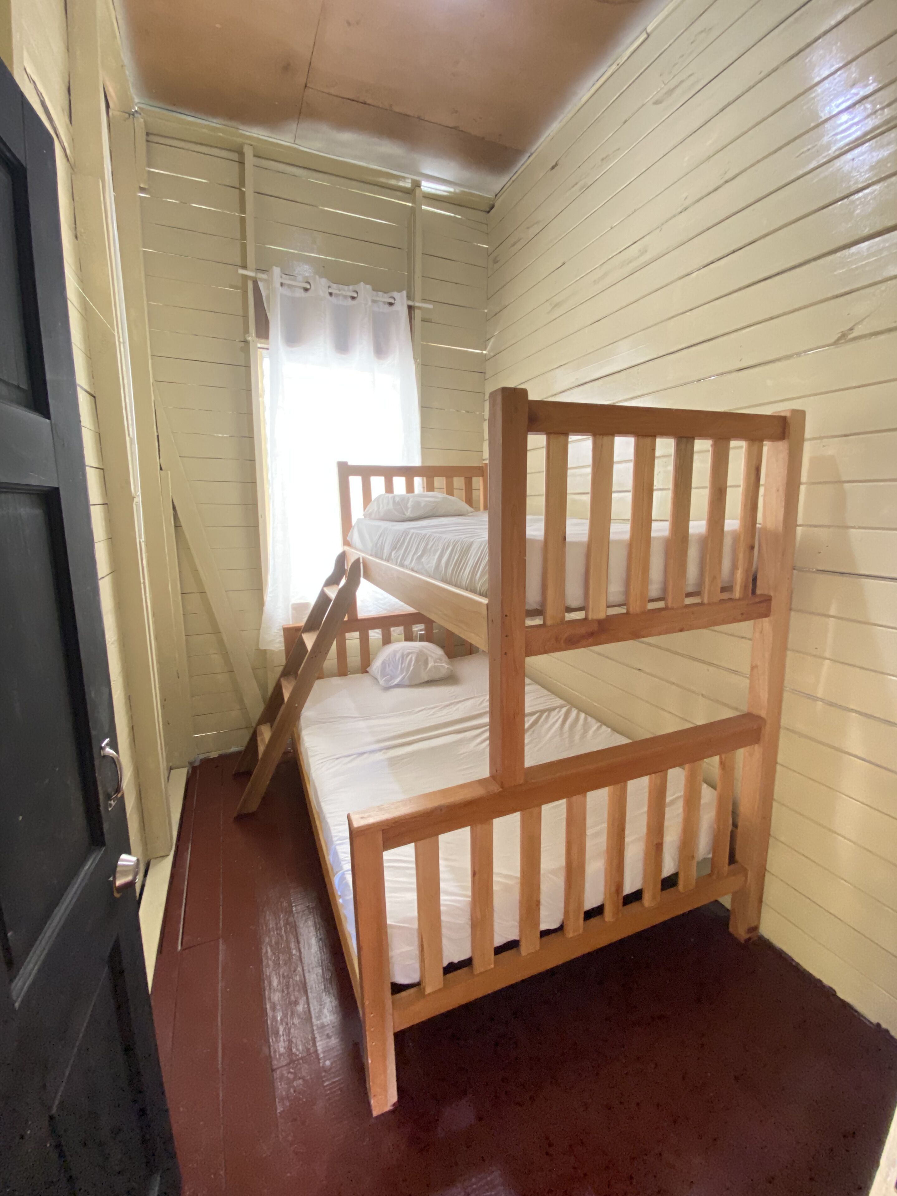 무료 WiFi, 침대 시트