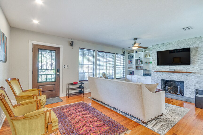 Pensacola Home In Historic East Hill Neighborhood - Pensacola, FL