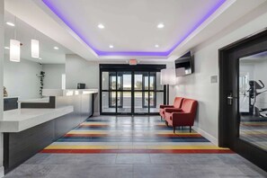 Interior - Studio 6 Katy, TX – Energy Corridor (Katy)