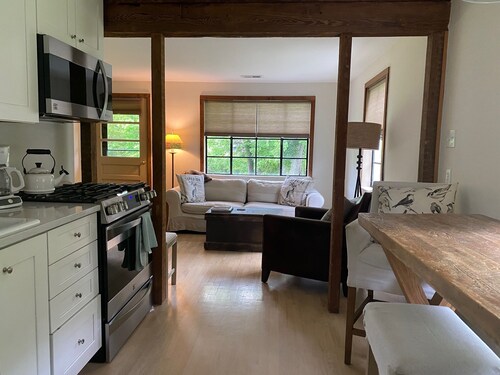 Hunt Country cottage in Upperville!