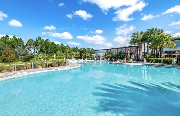 Pool - New and modern house near Disney
(Davenport)