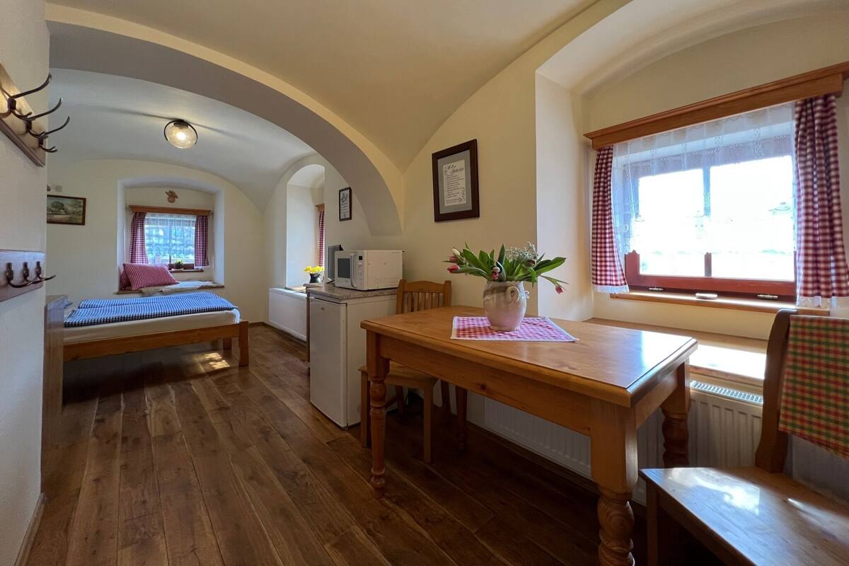 Habitación romántica doble | 2 dormitorios y wifi gratis
