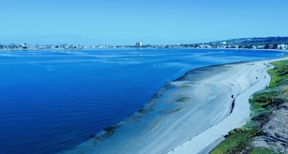 Crown Point On The Water: Mission Bay