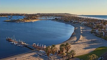 Sun-loungers, beach towels