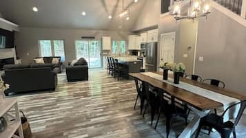 智能电视、壁炉