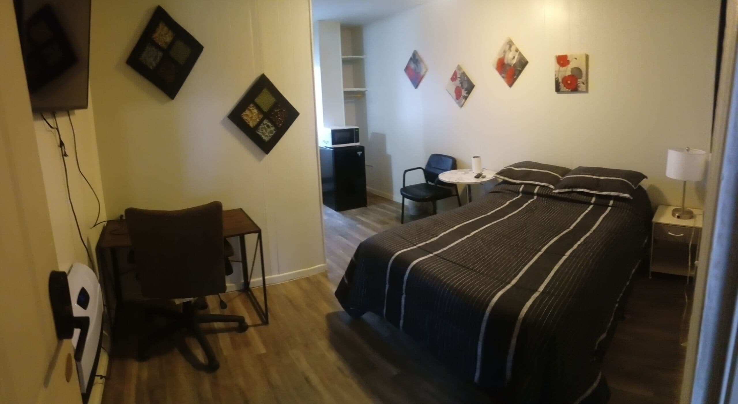1 bedroom, WiFi, bed sheets