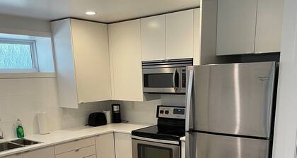 Large 2 bedroom private suite