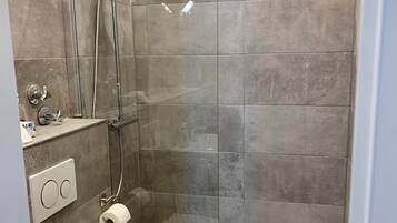 Towels, toilet paper