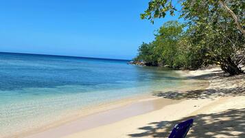 Sun loungers, beach towels