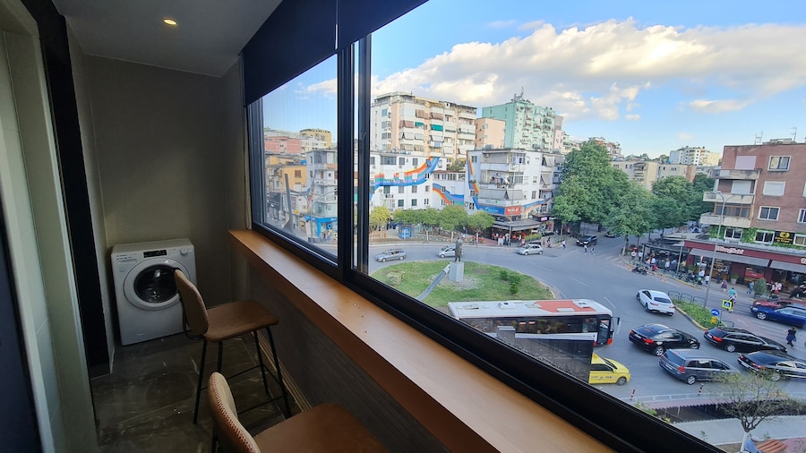 La Mirage Suites & Apartments