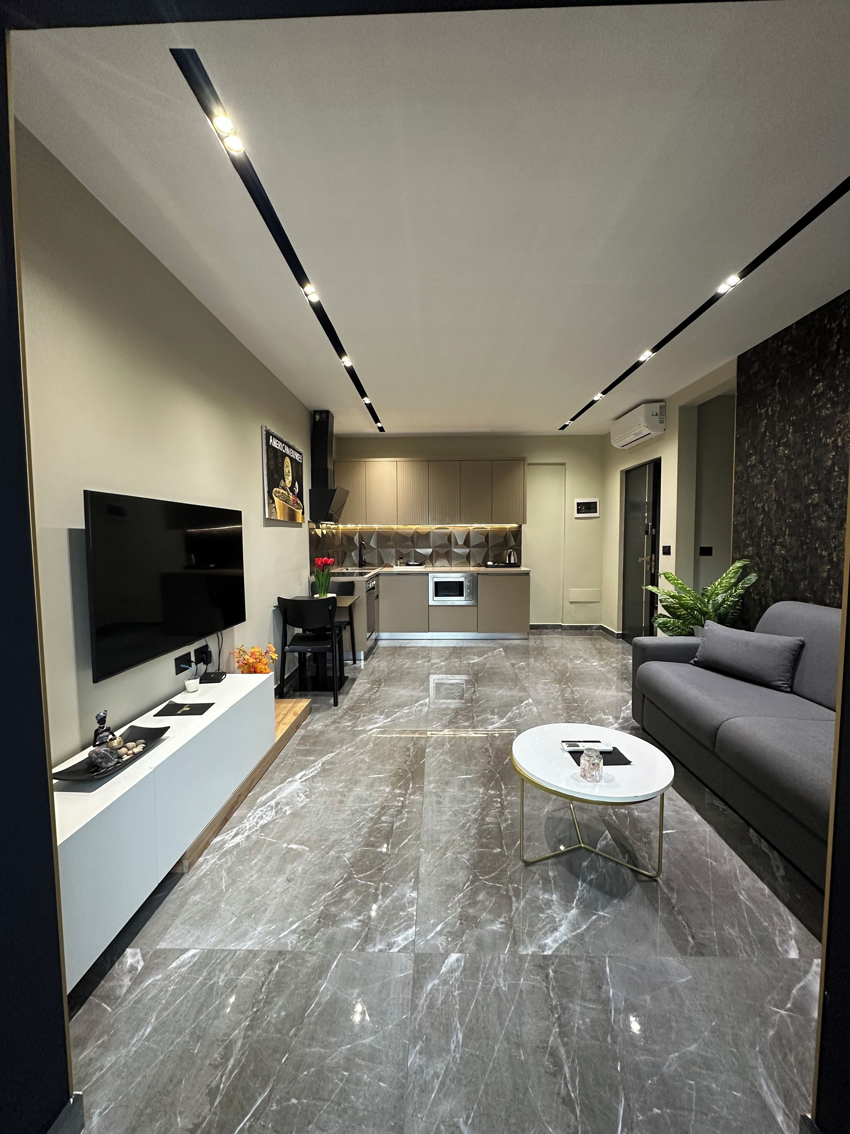 Room 01 | Egyptian cotton sheets, premium bedding, memory foam beds, minibar