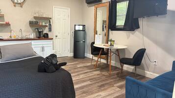 1 chambre, coffres-forts dans les chambres, bureau