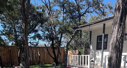 The Rustic Luxe Cabin Retreat