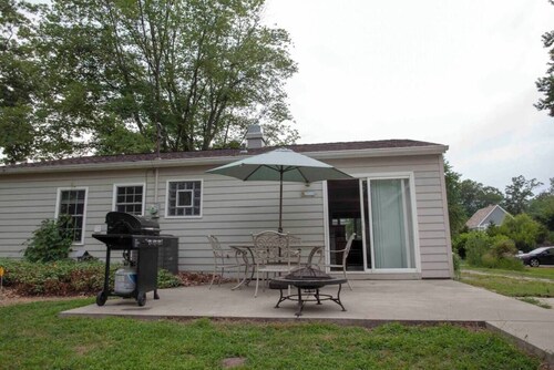 Eagle`s Beach Nest: Pet-Friendly*Fenced*Walk2Beach