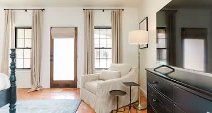 1 Bedroom Villa (King)
