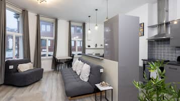 Apartemen | Area keluarga | Smart TV 50-inci dengan saluran TV digital dan Netflix