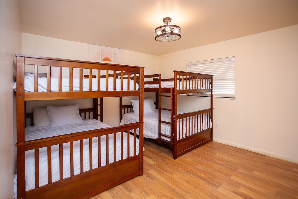 New! Saltwater pool home with hot tub, game room, and outdoor games