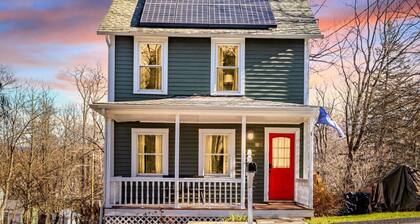 Cozy Easy Access to the Best of the Hudson Valley!