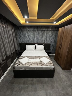 Royal Room | Egyptian cotton sheets, premium bedding, individually decorated - Loft Suite Residence (Bursa)