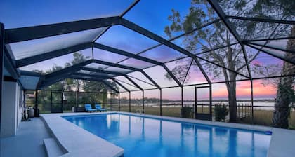 Super Mario's Riverside Hideaway: Unique Family Fun with Pool & Games