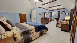 3 bedrooms, iron/ironing board, free WiFi, bed sheets