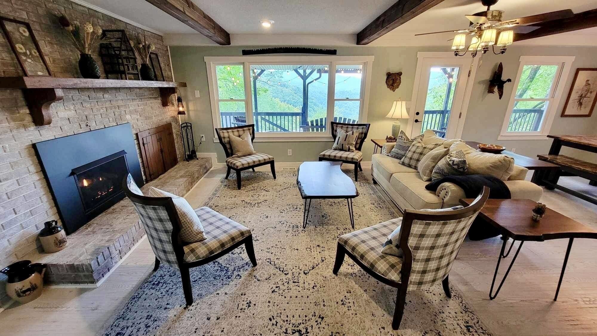 Smart TV, fireplace, DVD player