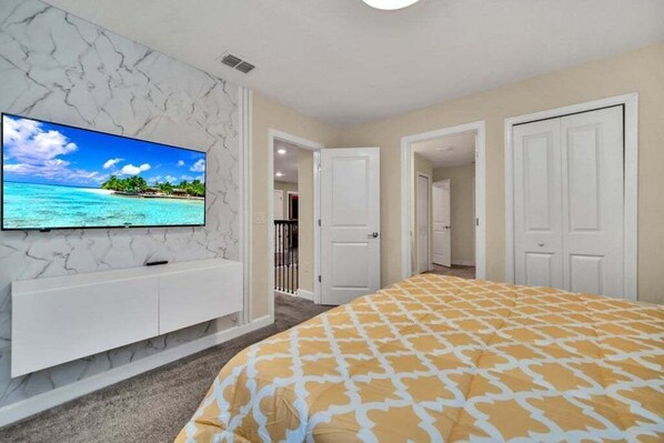 9 bedrooms, iron/ironing board, WiFi, bed sheets