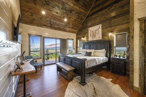 5 間睡房、熨斗/熨衫板、免費 Wi-Fi、床單