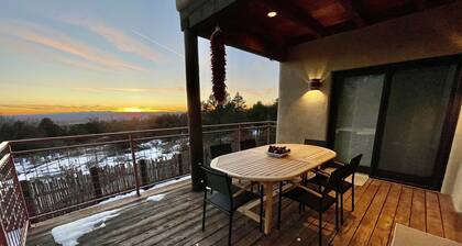 Modern Luxury & Sweeping Views in Arroyo Seco/Taos. Welcome to Walking Rain