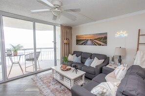 Smart TV, reproductor de DVD, libros