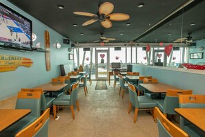 Dining - Oceanfront Resort - Hot Tub, Heated Pool, Balcony (Murrells Inlet)