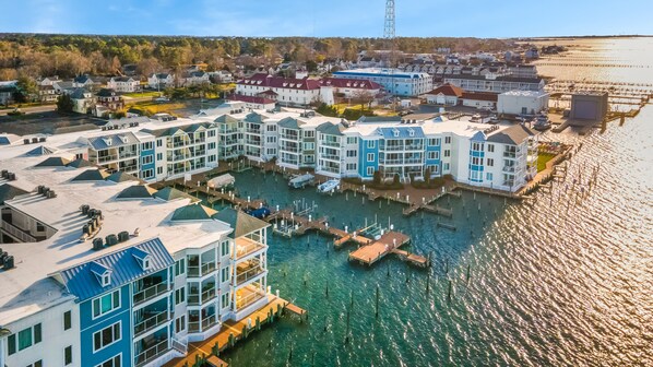 Exterior - Sunset Bay Villa 221 - Waterfront, Pool, Gym! (Chincoteague Island)