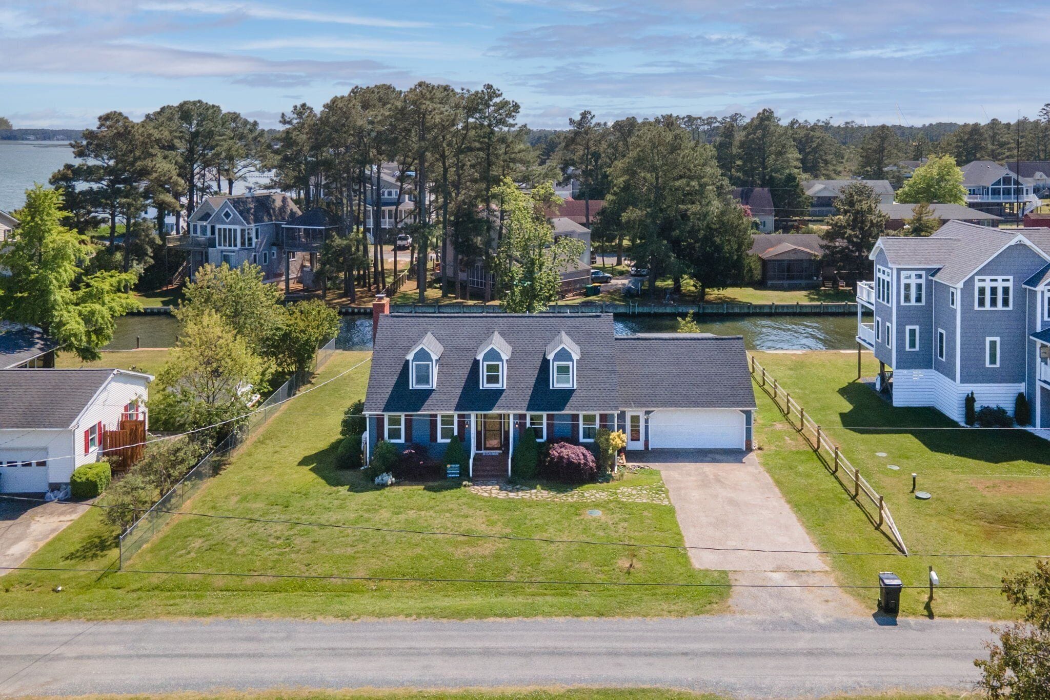 Chamallow - Waterfront home w/ Floating dock!