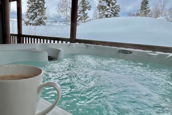 Bain à remous extérieur