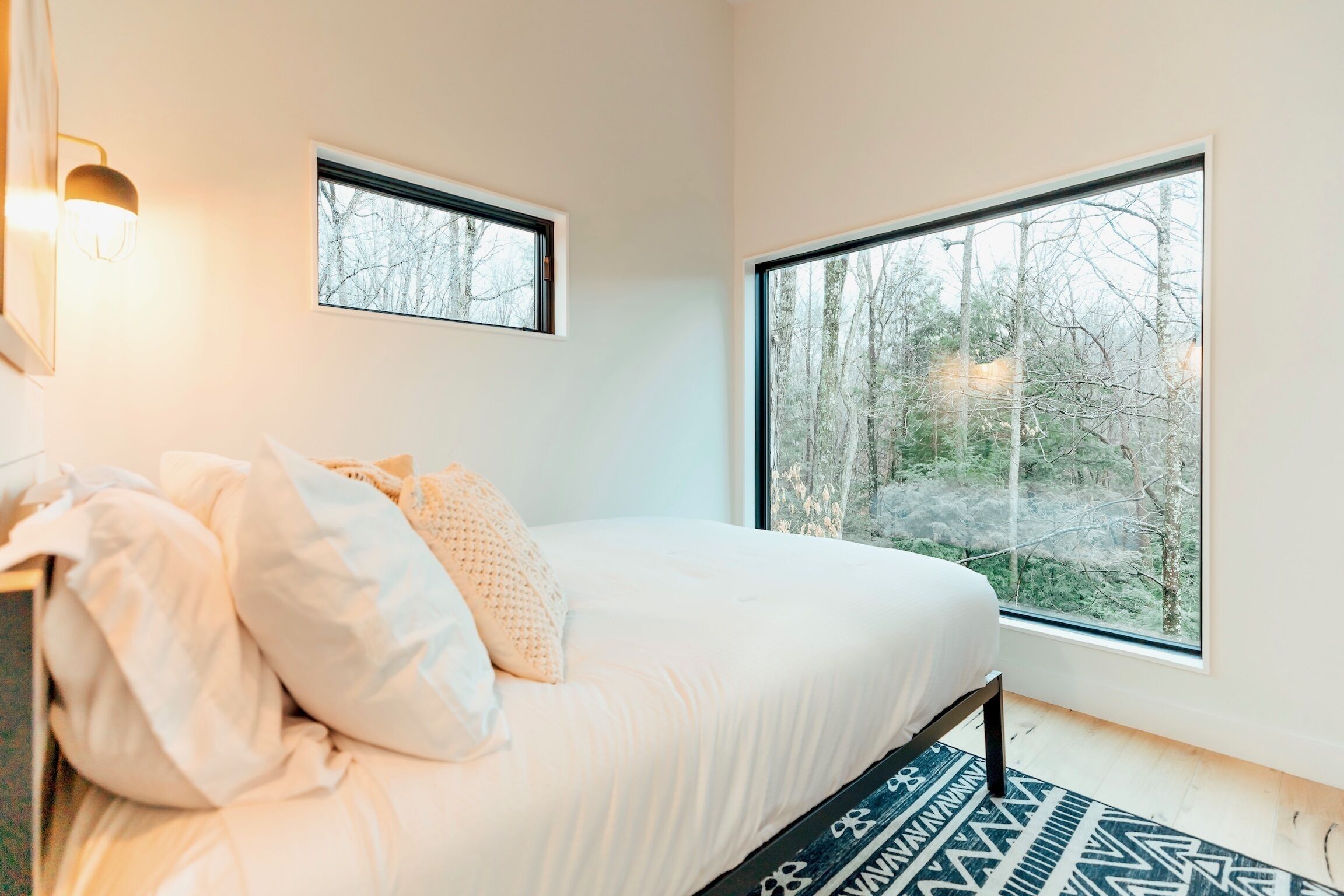 3 bedrooms, WiFi (free), bed sheets