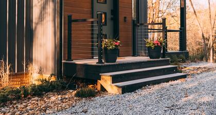 The Rohe Block | Hocking Hills, Luxury Cabin