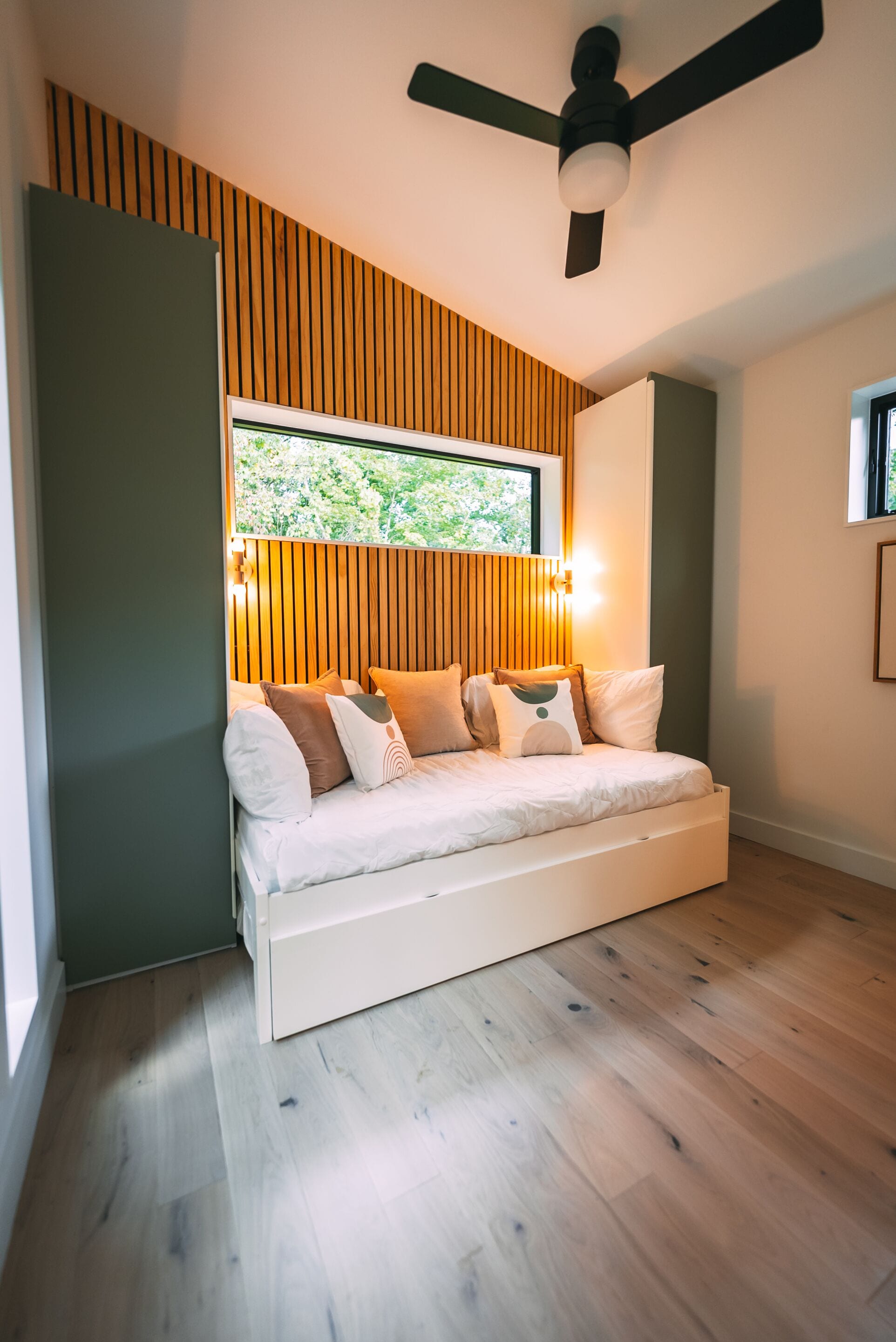3 bedrooms, WiFi (free), bed sheets