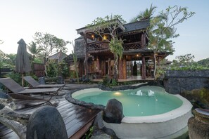 Deluxe-Villa | Schreibtisch, kostenloses WLAN, Bettwäsche