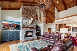 TV, fireplace, ping pong