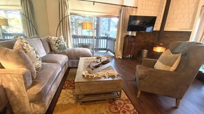 Televisor intel·ligent i llar de foc 