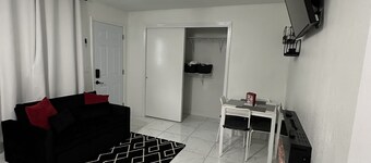 Cozy little apartment in Sprin Hill!