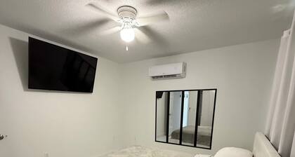 Cozy little apartment in Sprin Hill!