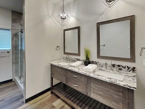 House (4 Bedrooms) | Property amenity - Crown Jewel by Ruidoso Vacation Rentals (Ruidoso)