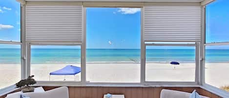 Condo (2 Bedrooms) | Property amenity