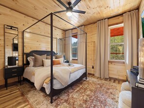 Studio (4 Bedrooms) | Property amenity